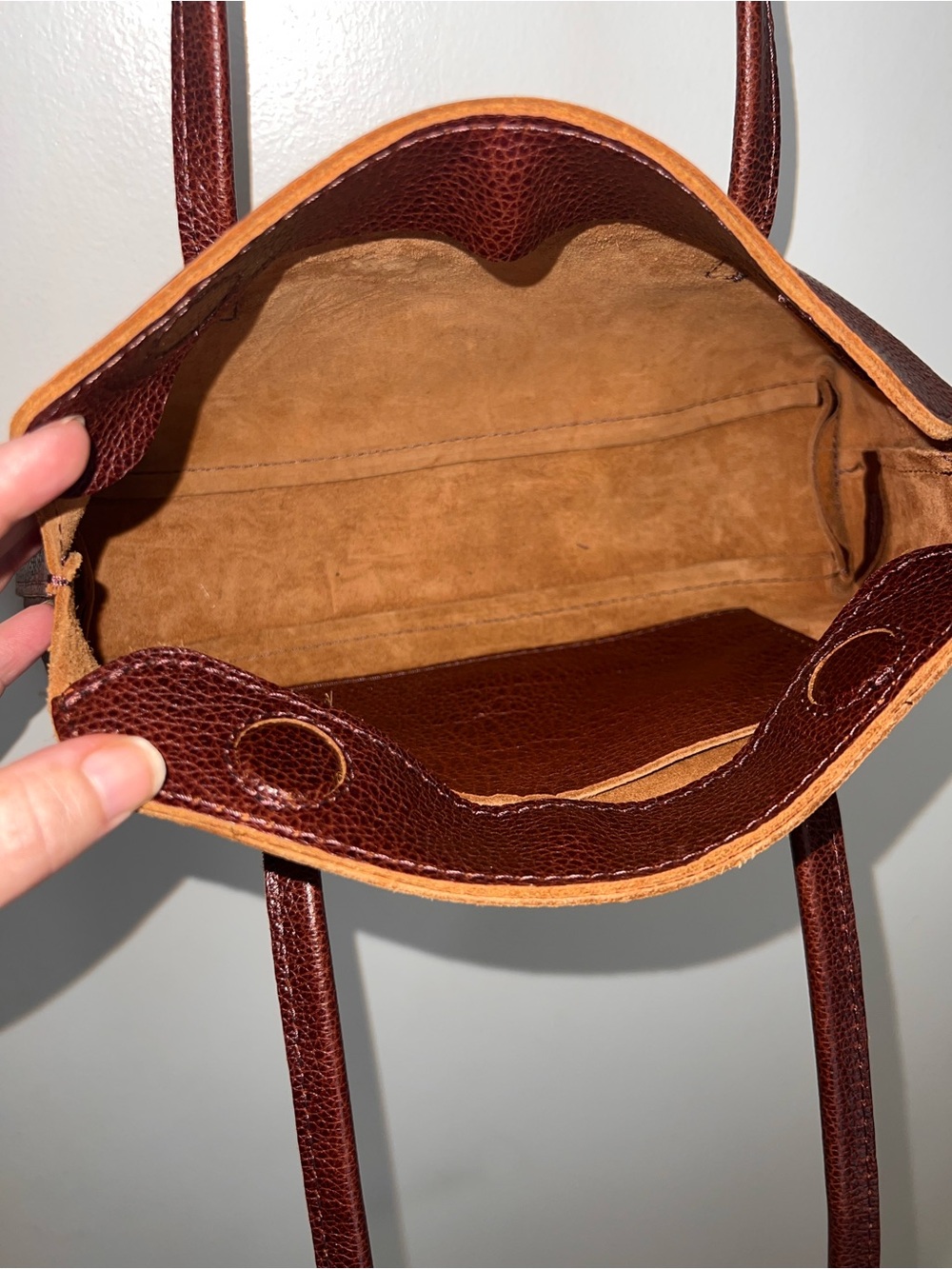 Portland Leather ‘Amelie’ Shoulder Bag - Picture 10 of 16